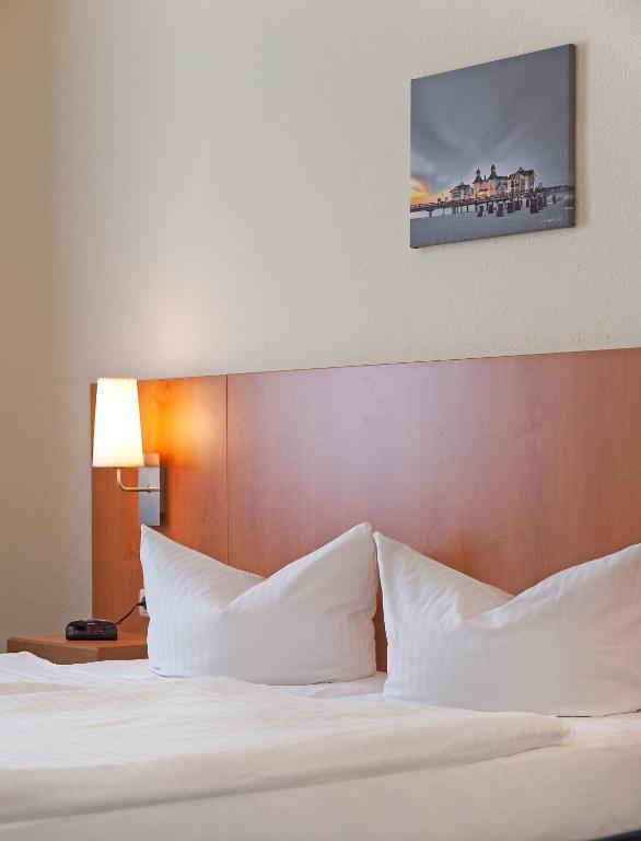 Hotel Xenia Sellin  Room photo